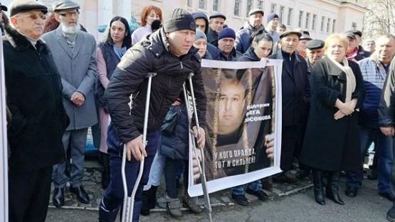 Олег Хосонов, расстрелявший в Беслане братьев Биченовых, приговорен к 15 годам колонии