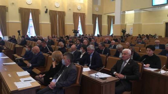 Семь партий, участвующих в выборах в парламент Северной Осетии, освобождены от сбора подписей