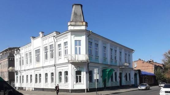 Здание на углу ул. Миллера и Театрального переулка признано памятником культуры регионального значения