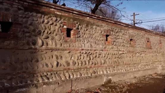 В Северной Осетии завершены работы по противоаварийному укреплению стены Владикавказской крепости