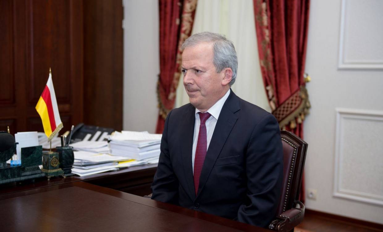 Эльбрус Кубалов (фото: пресс-служба главы и правительства Северной Осетии)