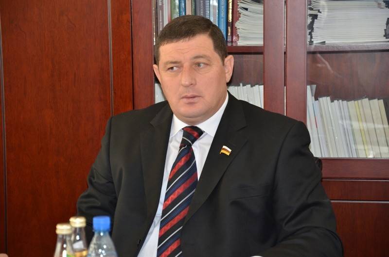Вадим Суанов (фото: пресс-служба парламента Северной Осетии)