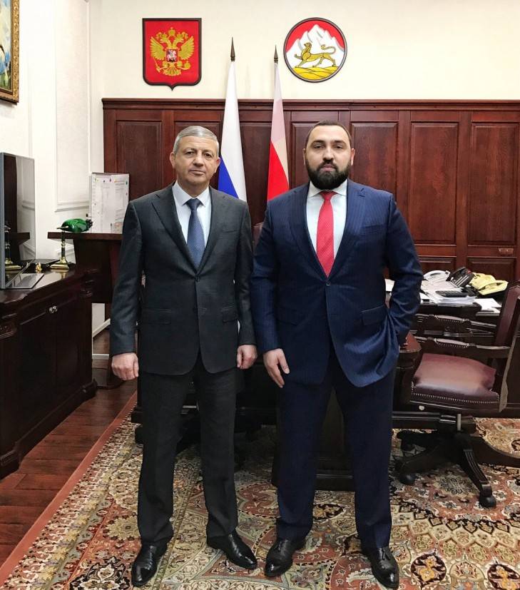 Вячеслав Битаров (слева) и Султан Хамзаев (фото: Twitter)