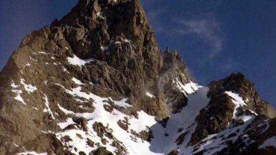 Гора смерти. В Дигории отчаянных альпинистов не останавливает даже реальная угроза жизни