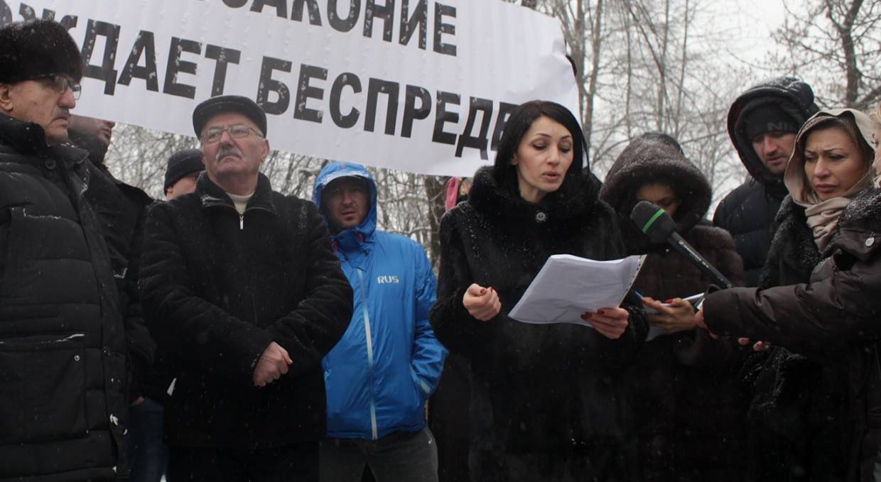 Земфира Цкаева на митинге во Владикавказе