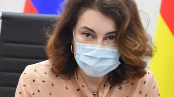 Лаура Болиева – врачам, которые выступают против вакцинации: вы, наверное, не должны быть в профессии!
