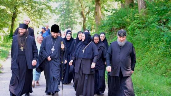 Насельники Аланского женского монастыря - о заявлениях митрополита Леонида