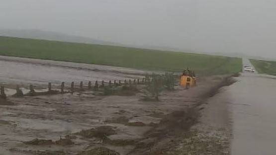 В Правобережном районе маршрутку смыло в потоки ливневой воды, один человек погиб