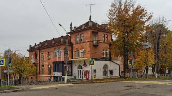 Дом на углу ул. Горького и Тамаева признан объектом культурного наследия регионального значения