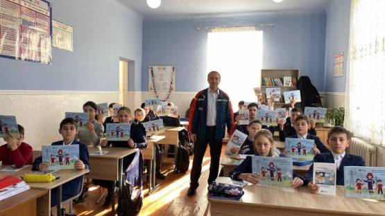 «Россети» в преддверии новогодних праздников призвали школьников Северной Осетии соблюдать правила электробезопасности