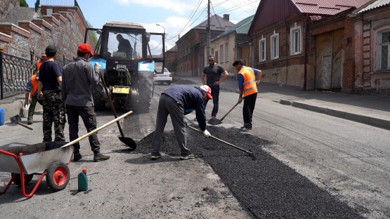 Мильдзихов: в 2024 году отремонтируем дороги, на которые жаловались жители Владикавказа