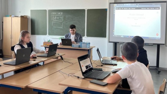 Сопряжение идей: «Ростелеком» поддержал первый ИТ-фестиваль среди школьников в Северной Осетии