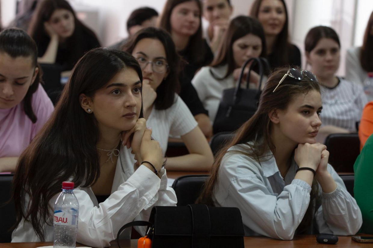 Во Владикавказе прошла серия мастер-классов по реставрации христианских  памятников Средневековой Алании // ОСнова