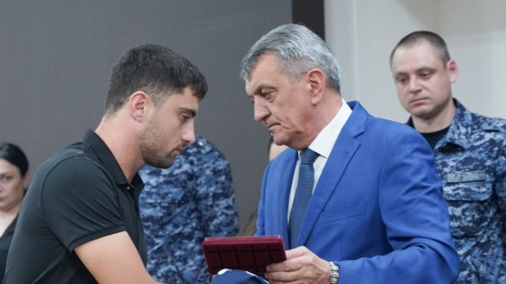 В Северной Осетии семьям погибших в СВО военнослужащих передали госнаграды