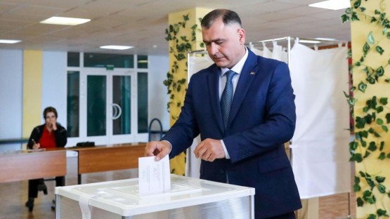Президент Южной Осетии назвал выборы в парламент VIII созыва самыми спокойными