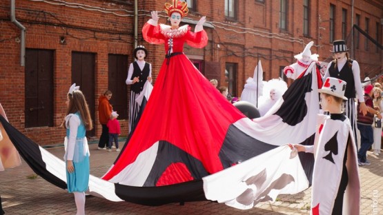 В карнавальном шествии уличных театров во Владикавказе сможет принять участие любой желающий - Меняйло