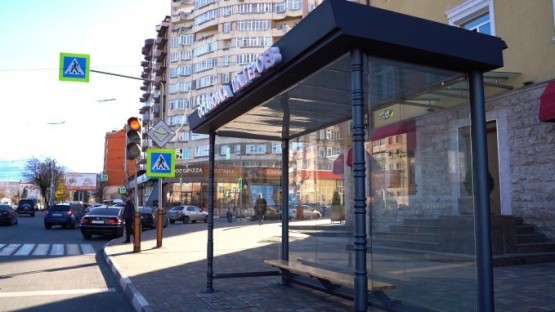 Во Владикавказе обустраивают шесть остановок общественного транспорта
