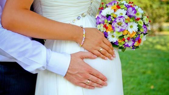 Каждая четвертая невеста во Владикавказе выходит замуж беременной - ЗАГС