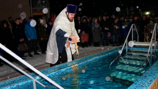 Пять купелей на природных водоемах и восемь в храмах оборудуют в Северной Осетии на Крещение