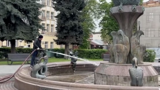 Фонтаны во Владикавказе готовят к началу сезона