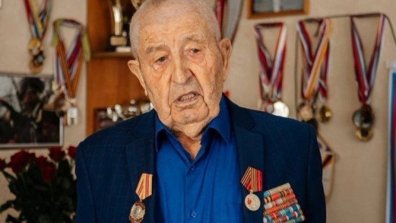 Ветеран Великой Отечественной войны Александр Пагаев празднует столетний юбилей