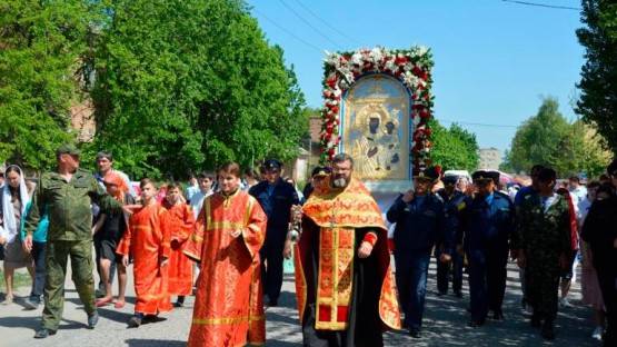 В Моздокском районе начался крестный ход с иконой Пресвятой Богородицы