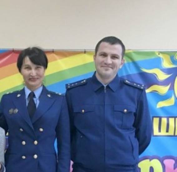 Ольга Швецова (слева) (фото: прокуратура Северной Осетии)