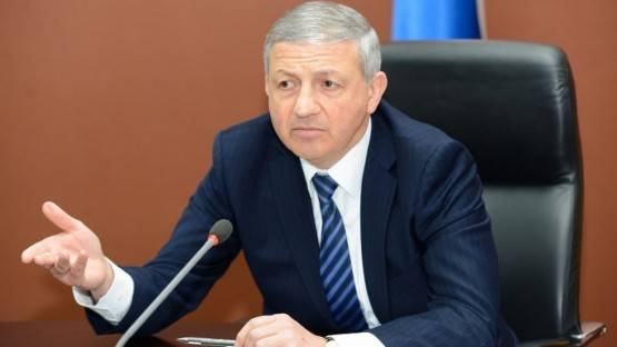 Битарова вновь поставили на "вылет". Названы имена 13 губернаторов, которым грозит отставка