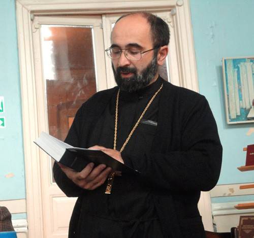 Священник Роман Плиев (фото: Российское библейское общество)