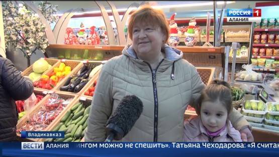 В магазинах и на рынках Владикавказа готовятся к новогоднему ажиотажу